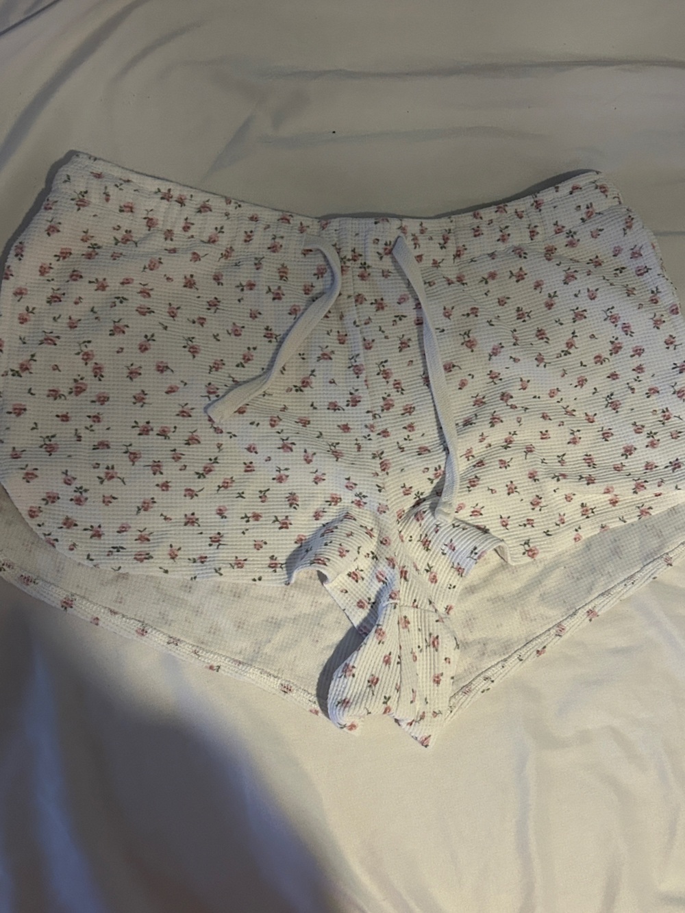 Garage Floral Ribbed Knit Shorts Set in White with Pink Roses